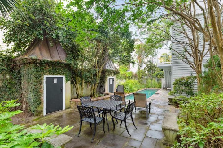 Serene Cottage With Beautiful Garden And Heated Pool Charleston Eksteriør bilde