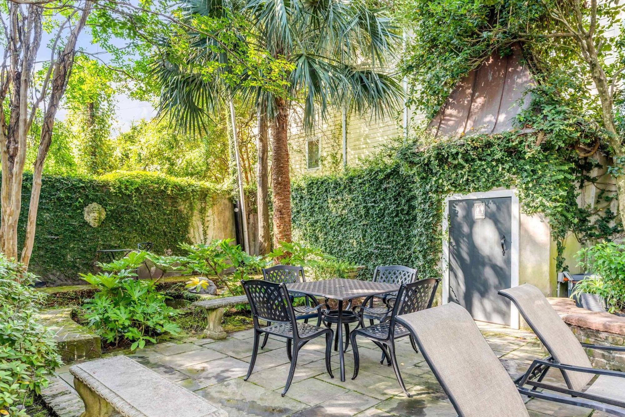 Serene Cottage With Beautiful Garden And Heated Pool Charleston Eksteriør bilde